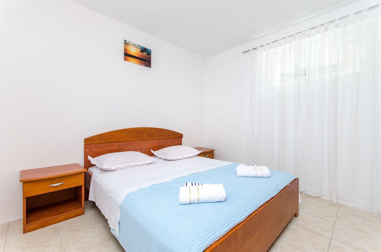 Apartments Mateo Baska Voda Exterior photo