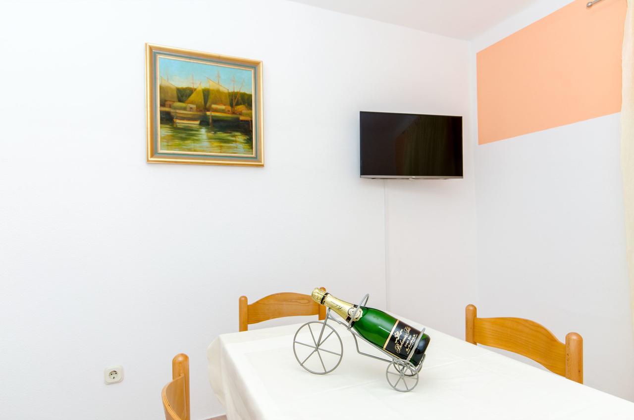 Apartments Mateo Baska Voda Exterior photo