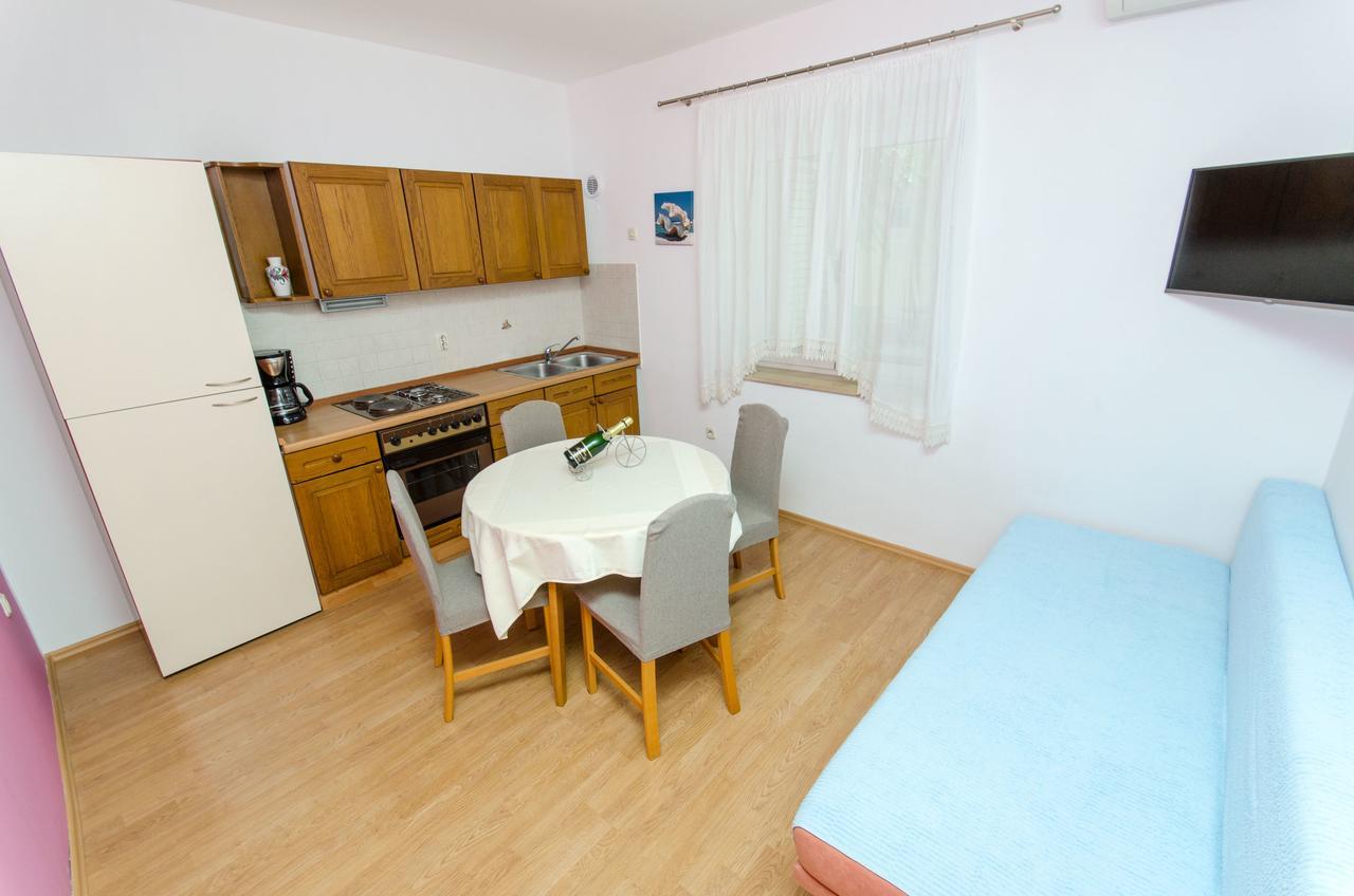 Apartments Mateo Baska Voda Exterior photo